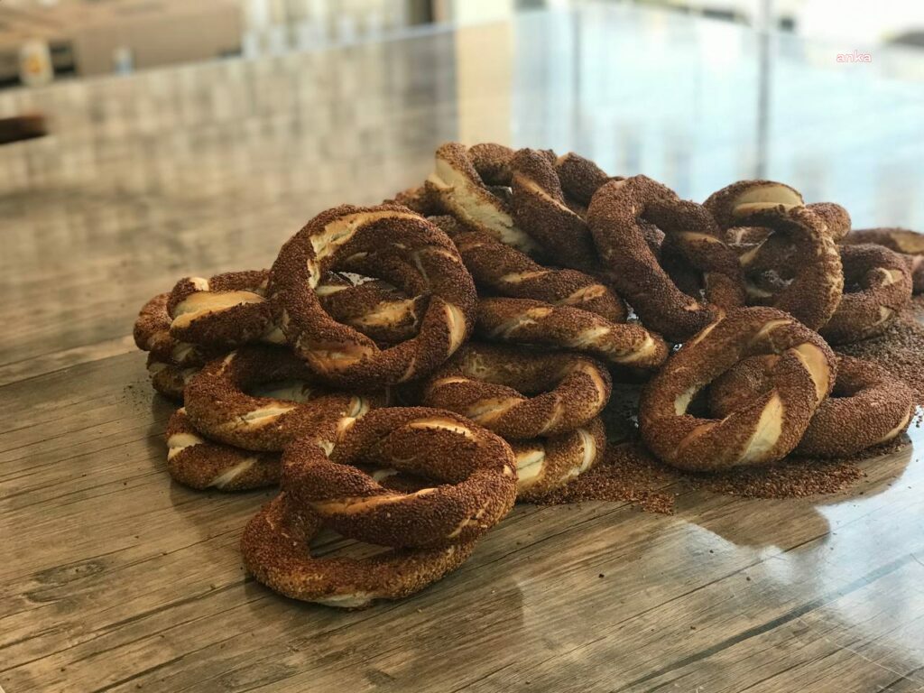 Bir kentte daha simide zam geldi