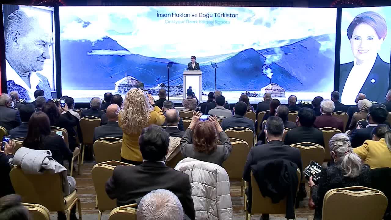 Meral Akşener: "36 milletvekilimizin 36’sı da Doğu Türkistan’ın milletvekilleridir"