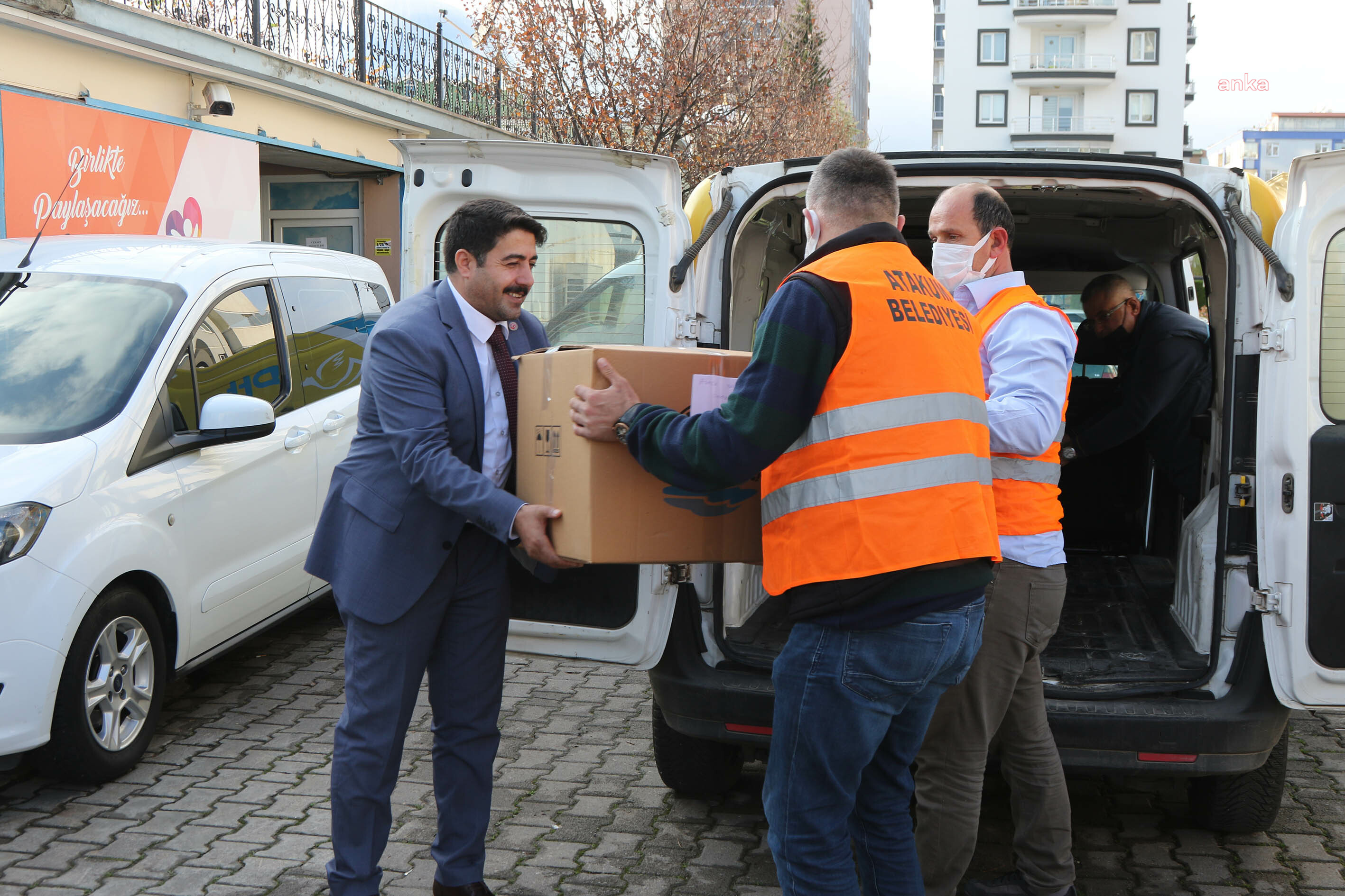 Atakum Belediyesi'nden okullara destek