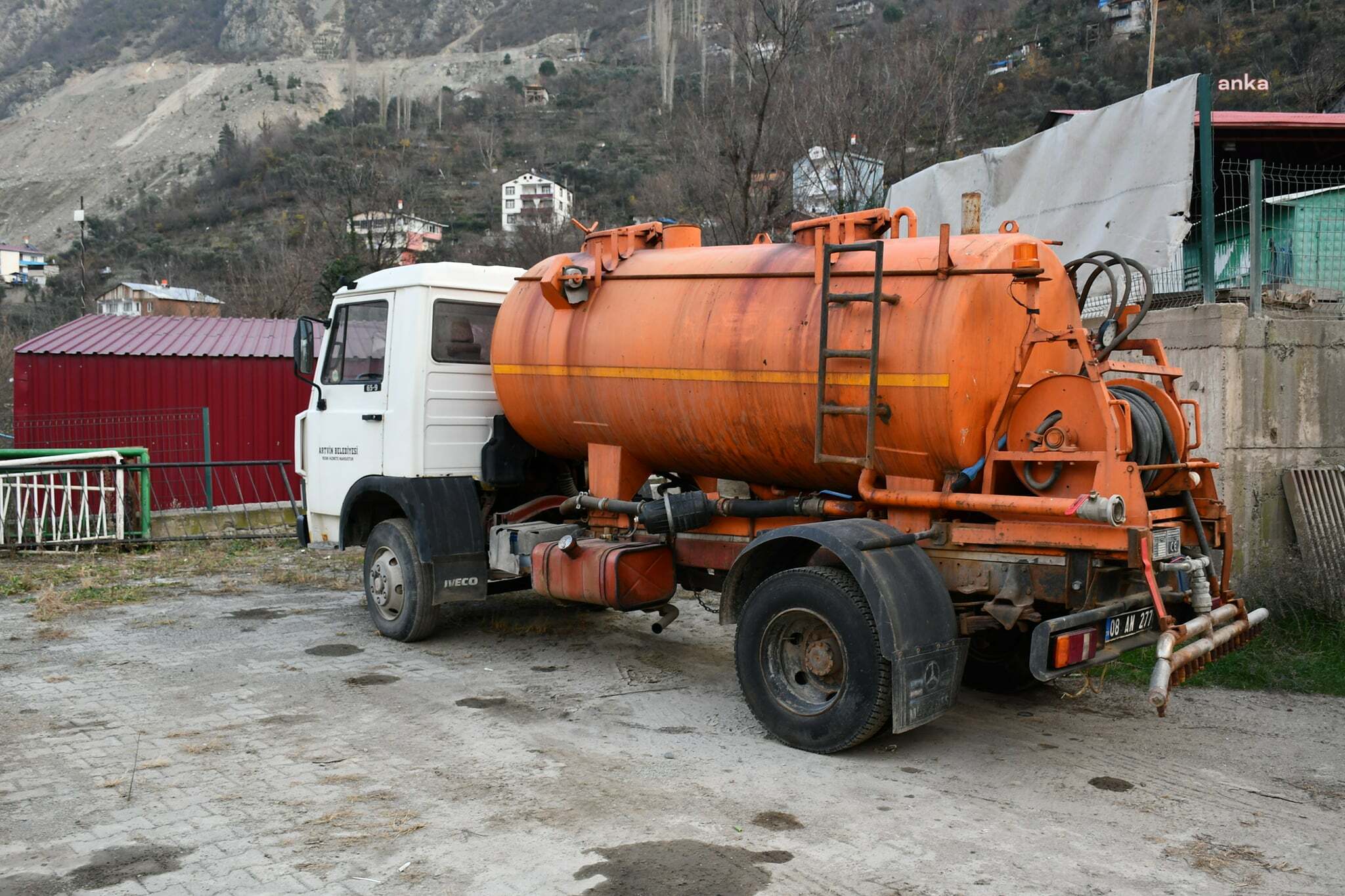Artvin Belediyesi kar yağışına hazır