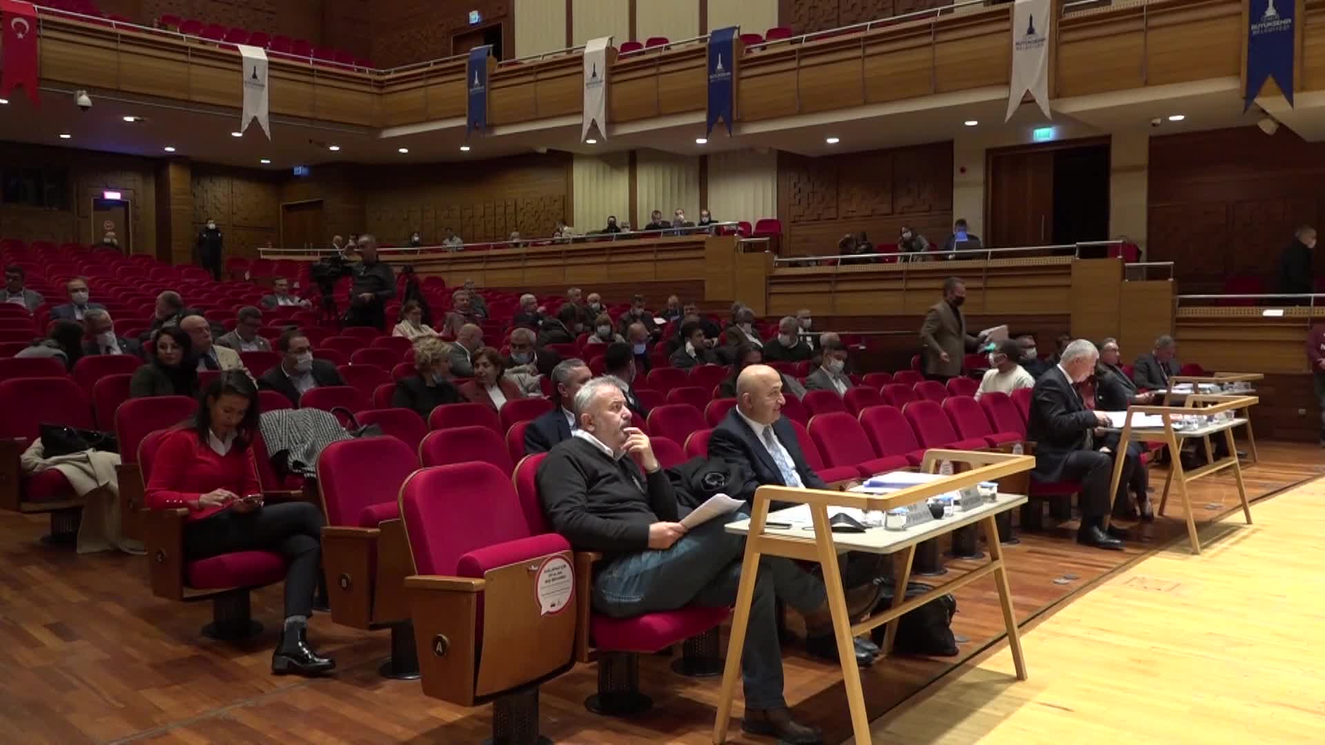 Tunç Soyer'den birlik beraberlik çağrısı: "İzmirli bize güveniyor; bizim daha çok çalışmamızı, üretmemizi istiyor, biz de üreteceğiz"