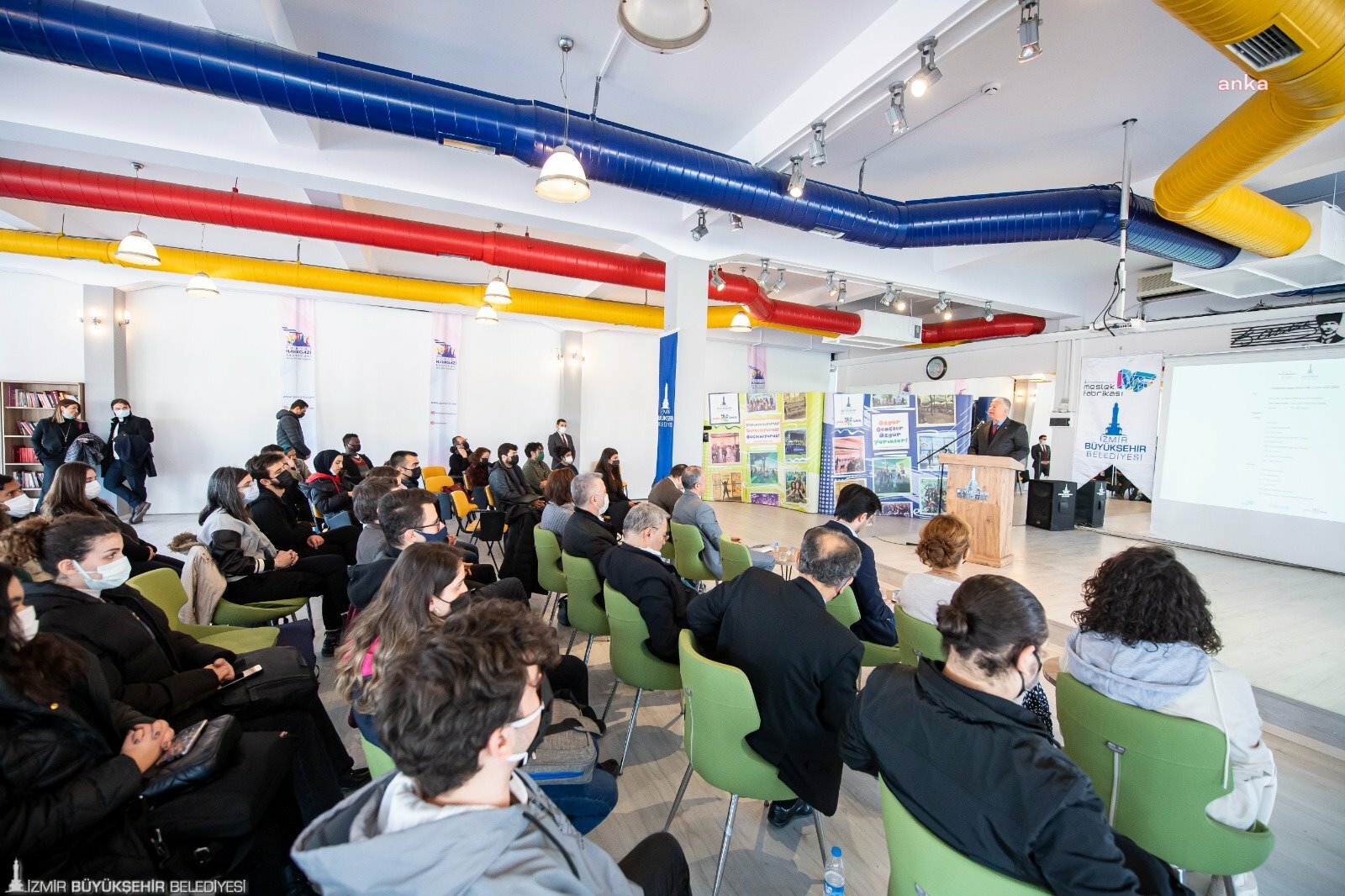 İzmir'de Uluslararası Sosyal Girişimcilik Çalıştayı