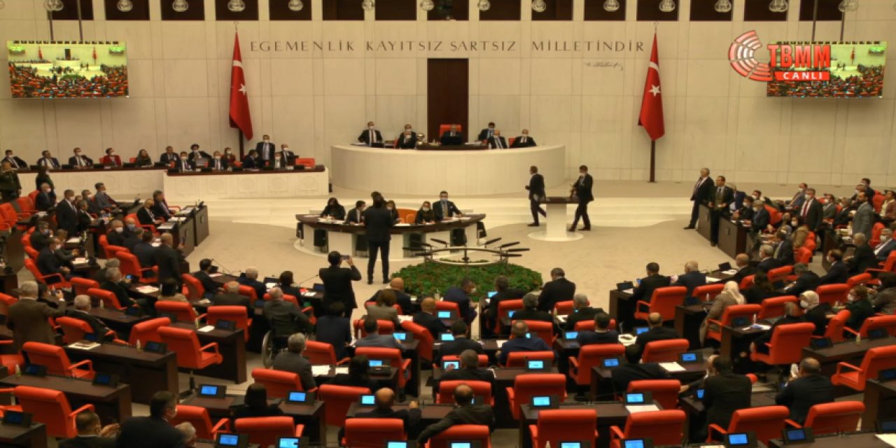 TİP Milletvekillerinden TBMM'de protesto: 'Söz hakkı istiyorduk ve aldık'