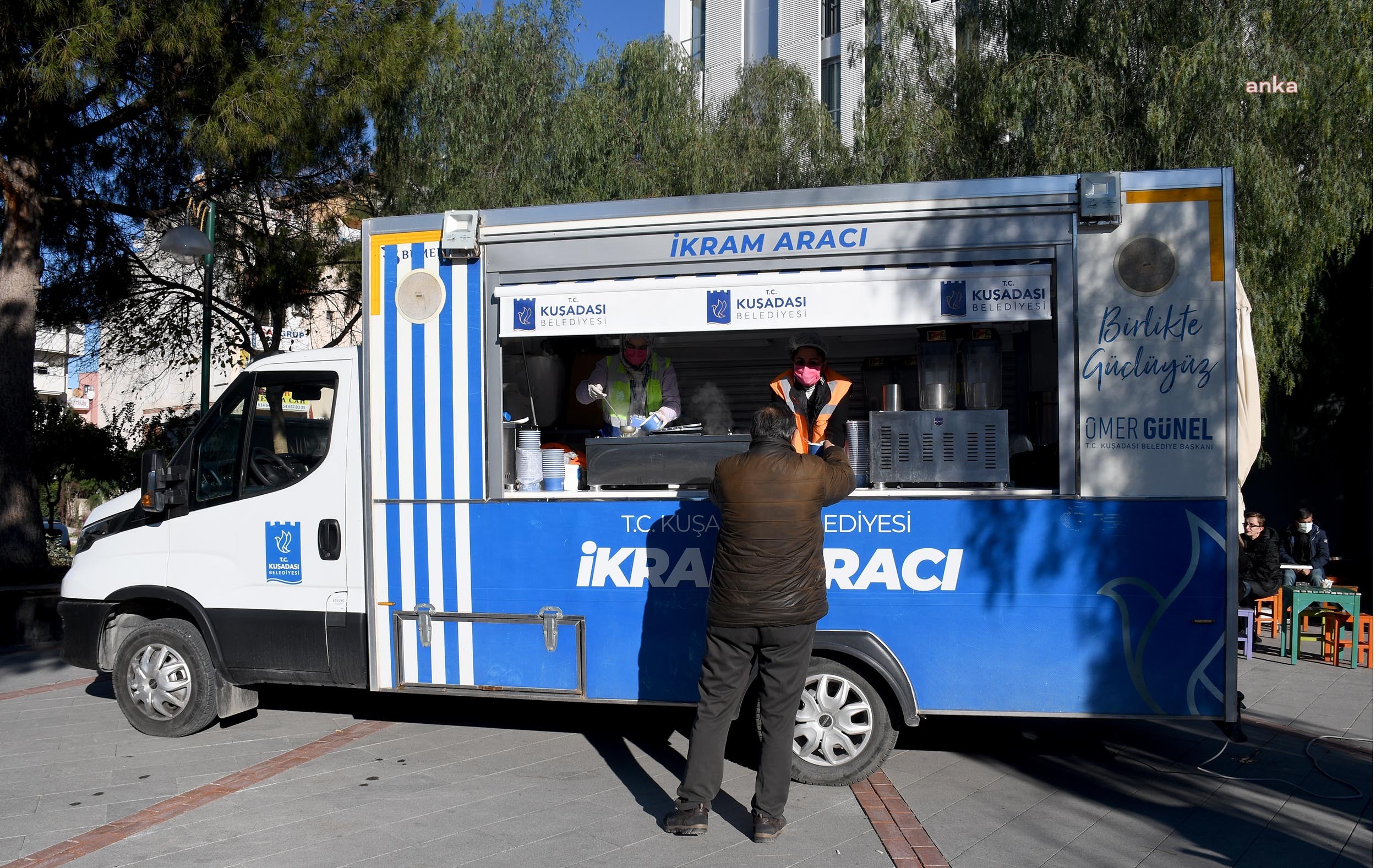 Kuşadası Belediyesi'nden haftaya sıcak başlangıç