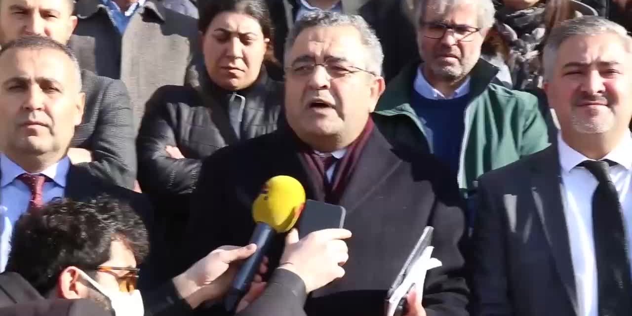 TANRIKULU'NDAN UMUT KİTABEVİ BERAATİNE TEPKİ: "YA DAHA NASIL HANGİ DELİLLE İNSANLARI MAHKUM EDECEKSİNİZ"