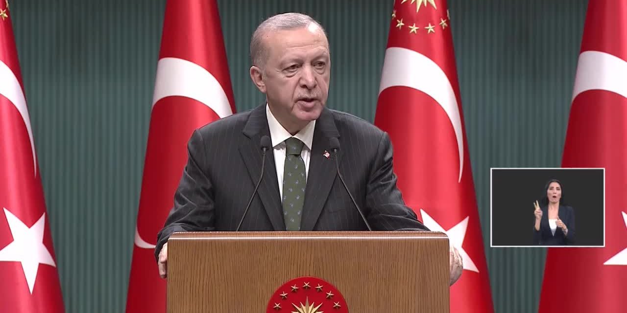 ERDOĞAN: “HİÇBİR VATANDAŞIMIZIN KUR DAHA YÜKSEK OLACAK DİYE MEVDUATINI TL'DEN DÖVİZE GEÇİRMESİNE İHTİYAÇ KALMAYACAK”