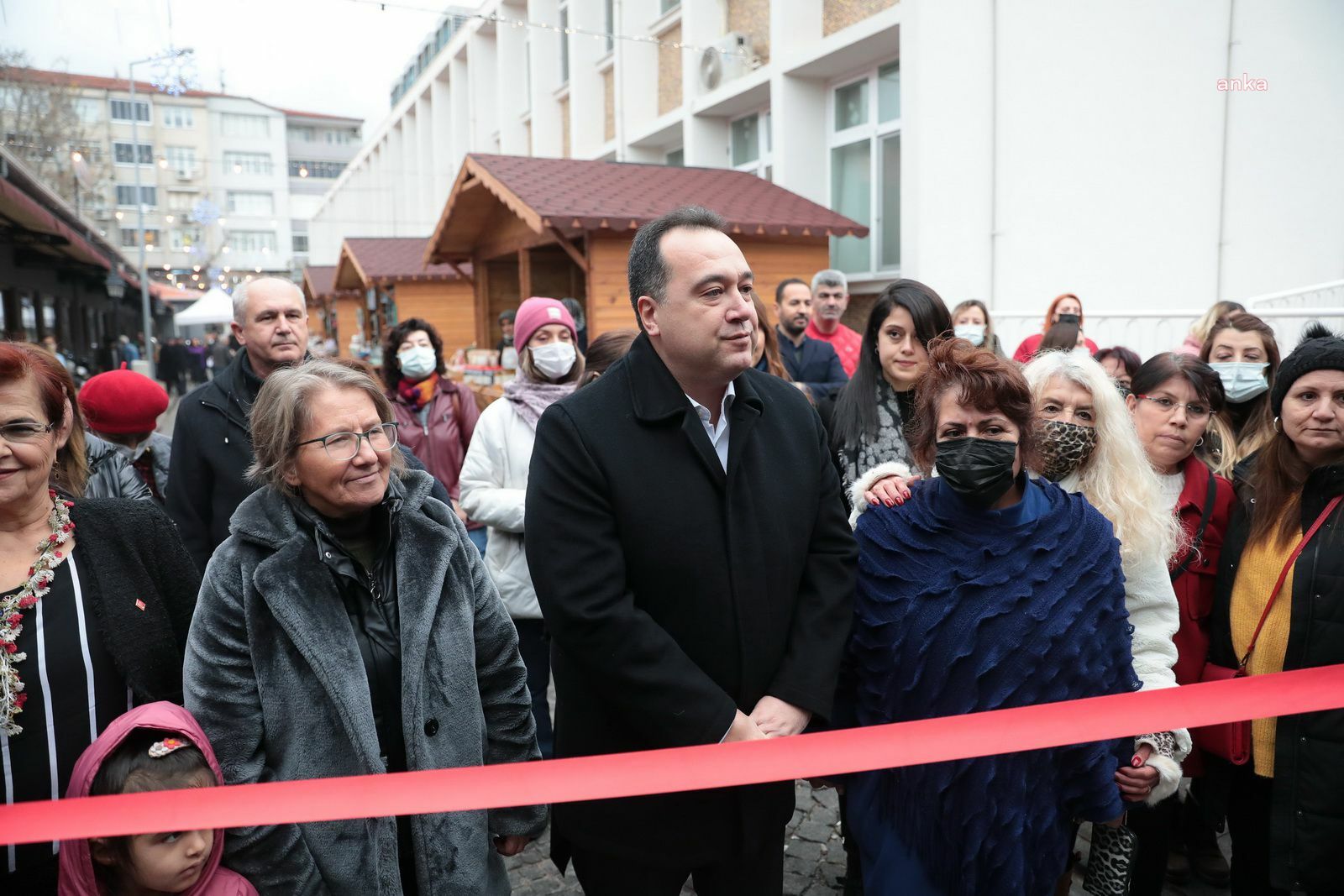 Akhisar'da kadın ve sanat sokağı açıldı