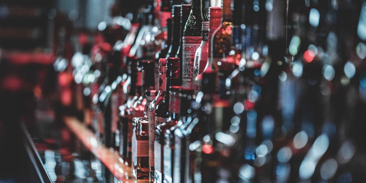 Platform Başkanı'ndan dikkat çeken açıklama: Alkolde ÖTV kalkıyor mu?