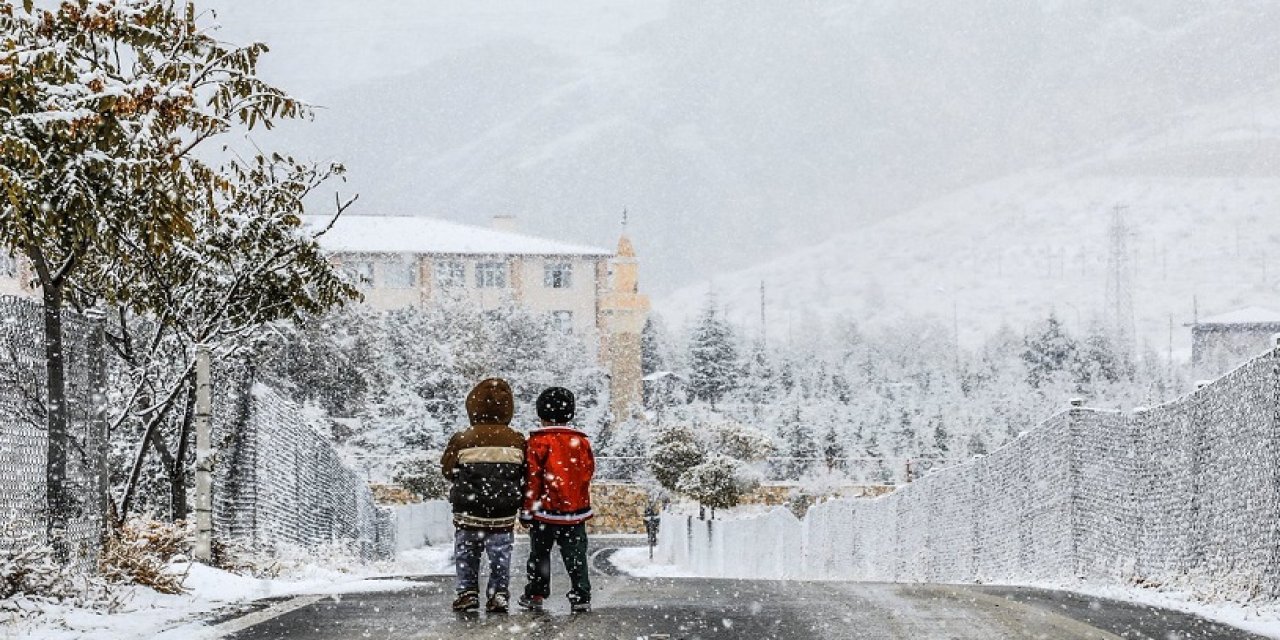 Rize'de okullara yarın da ara verildi