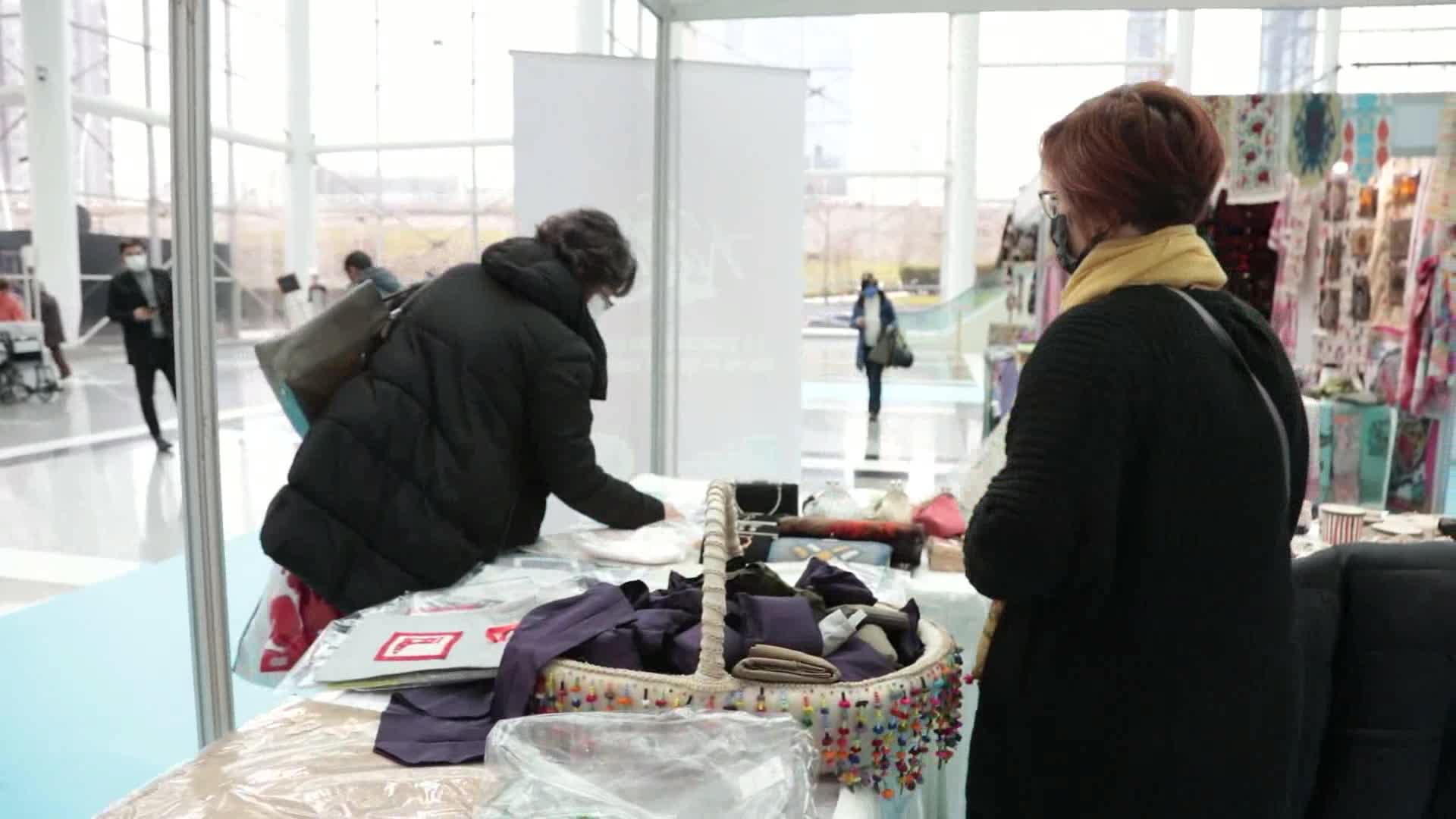 Başkent'te BELMEK öğreticileri ve kursiyerleri yılbaşı fuarında