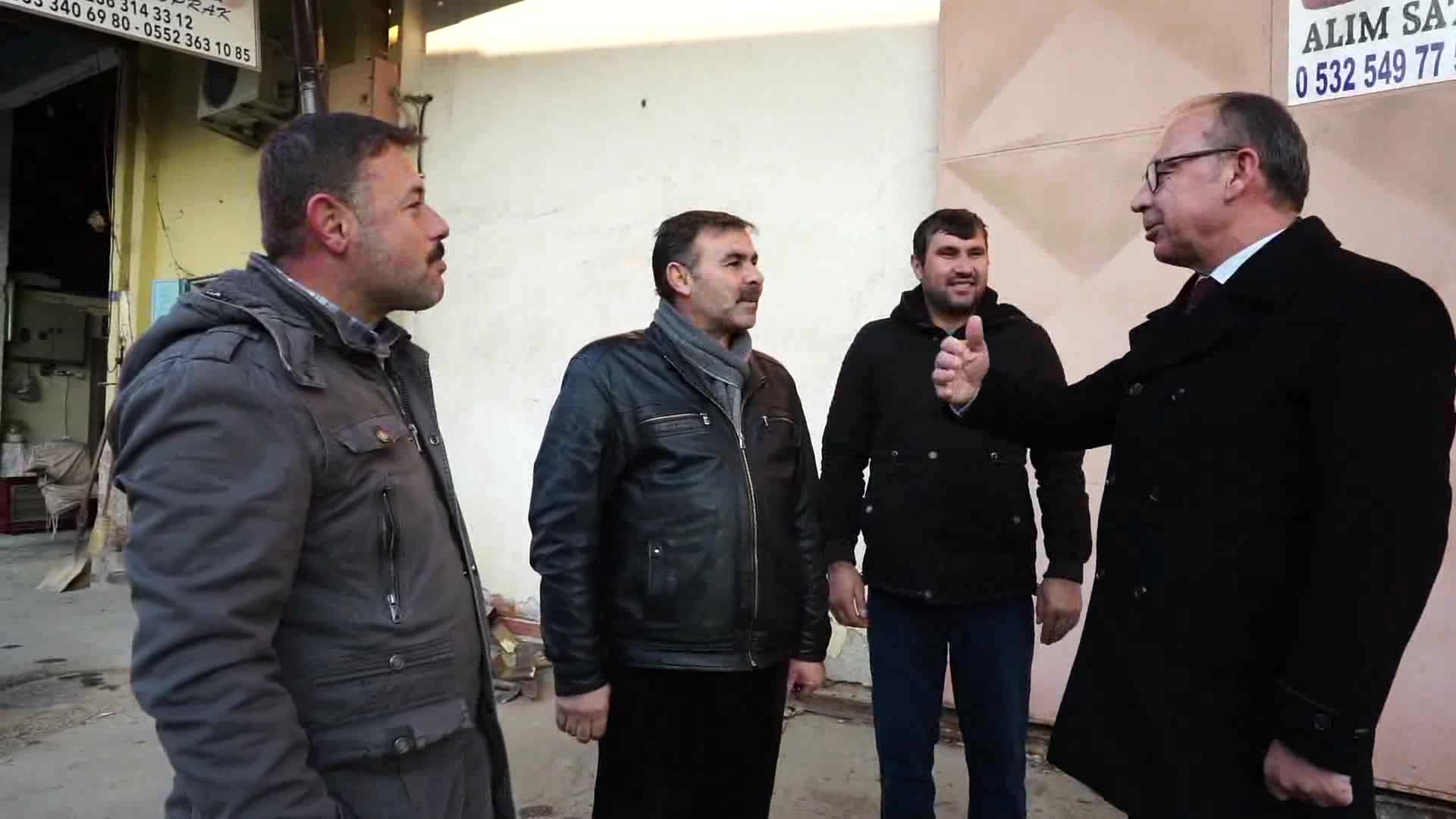 Turgutlu Belediyesi, Gıda Çarşısı'nın 30 yıllık yol sorununu çözüyor