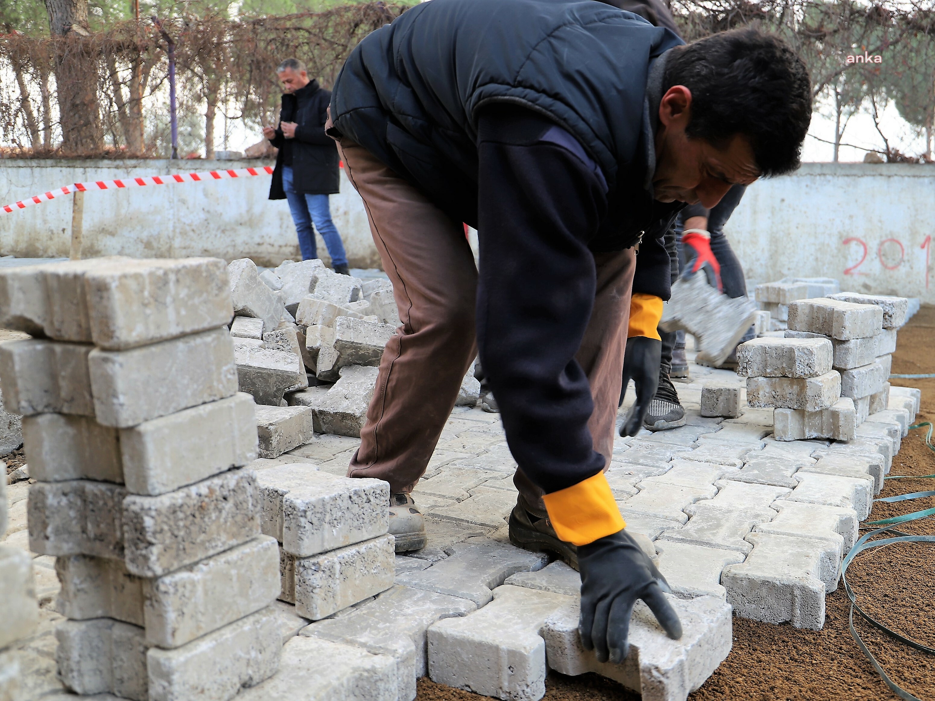 Ödemiş'te 2021'de 255 bin metrekarelik kilit parke taş mesaisi