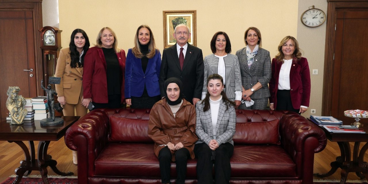 Kılıçdaroğlu, yeni kadın üyelerle görüştü: "Aile destekleri sigortasını her eve anlatın"