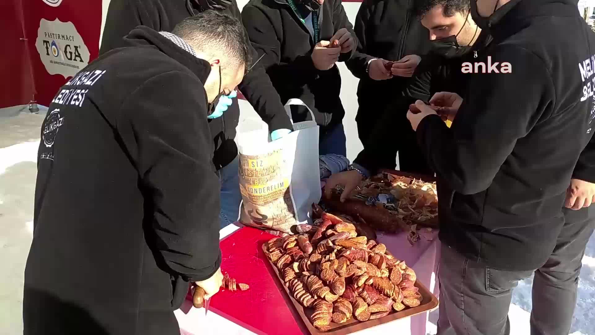 Erciyes yılın son haftasında yerli ve yabancı turistlerle doldu