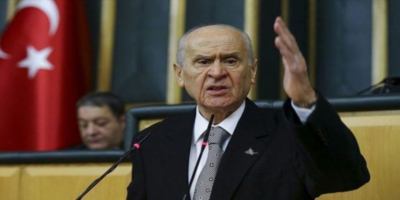 Devlet Bahçeli yeni yıl mesajında İBB'yi hedef aldı: 'Teröristlerin şehir uzantılarını belediyeye doldurmak vebaldir'