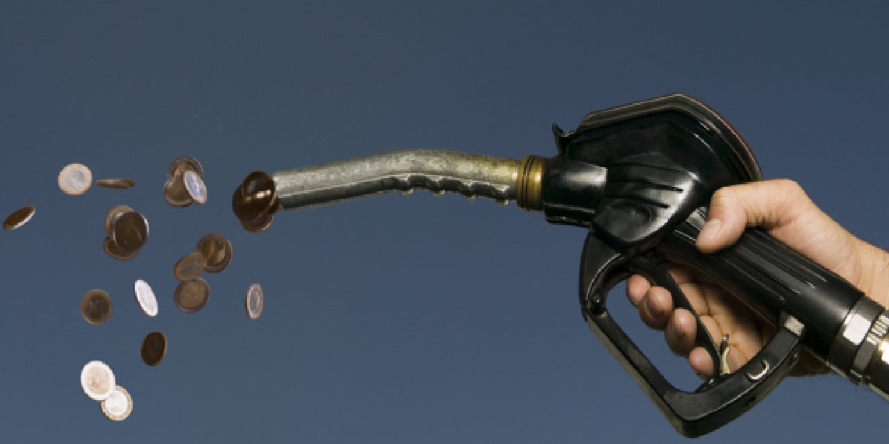 Akaryakıtta rekor zam: Pompa fiyatına yansıyacak