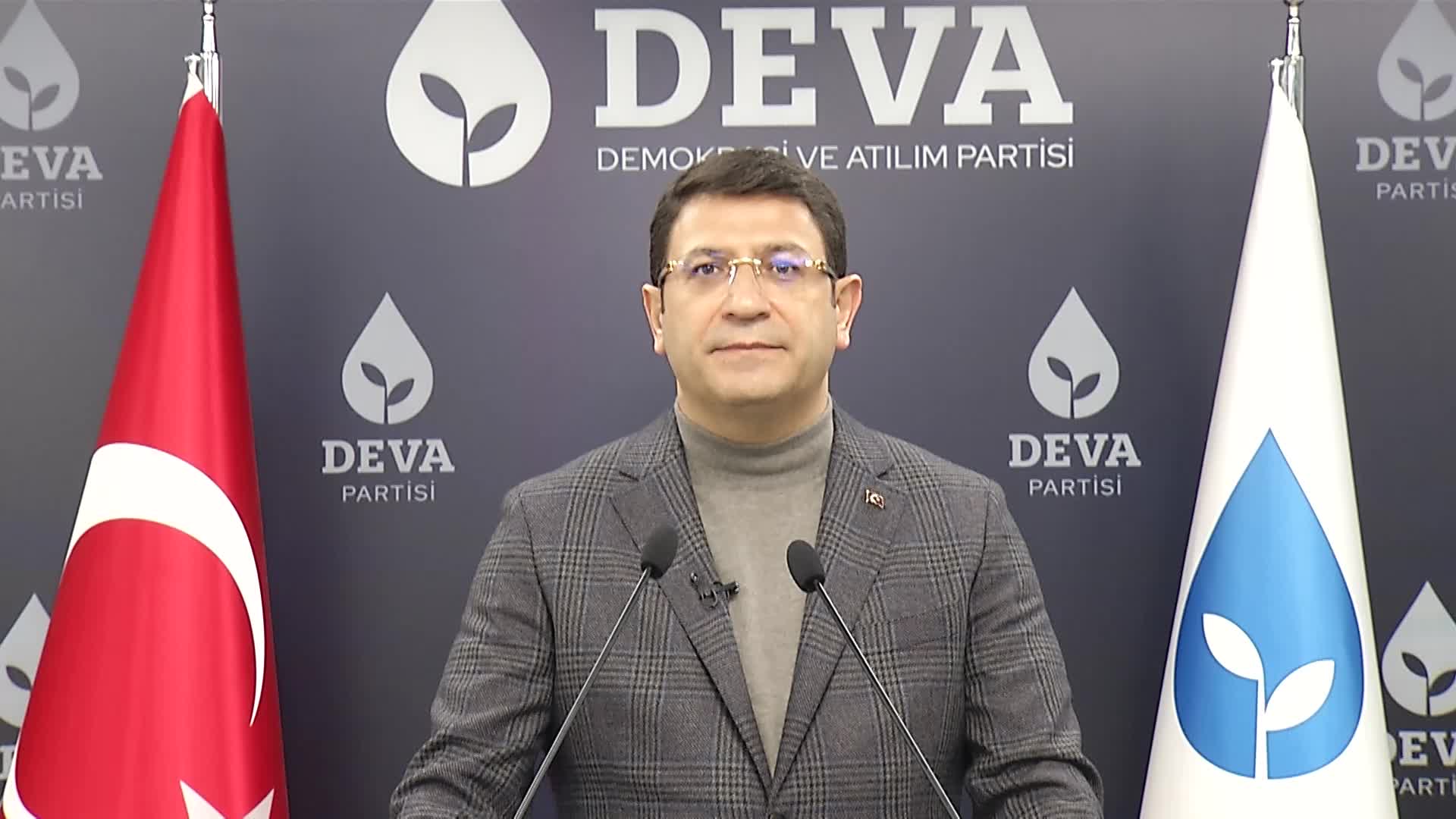 DEVA Partisi Sözcüsü Şahin'den 'zam' tepkisi: "Hiç mi hasta sahibini, yoksul aileleri düşünmediniz"
