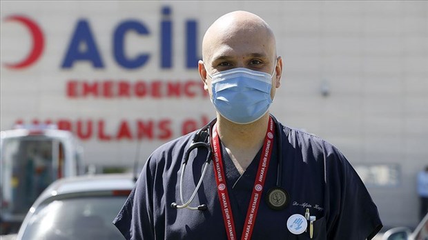 Bilim Kurulu üyesi Kayıpmaz: Virüsün öldürücü etkisinde azalma yok