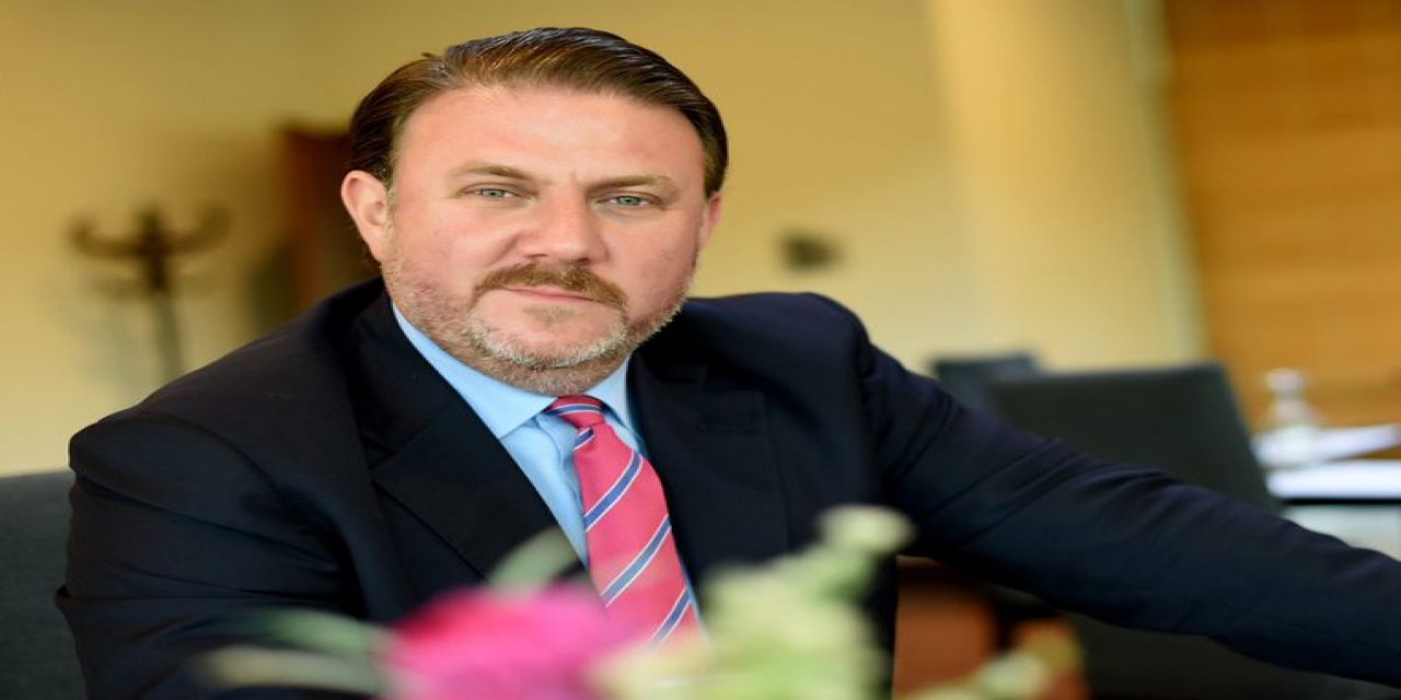 İç hat yolcusu olmasına rağmen... Yiğit Bulut'un 'Duty Free' keyfi!