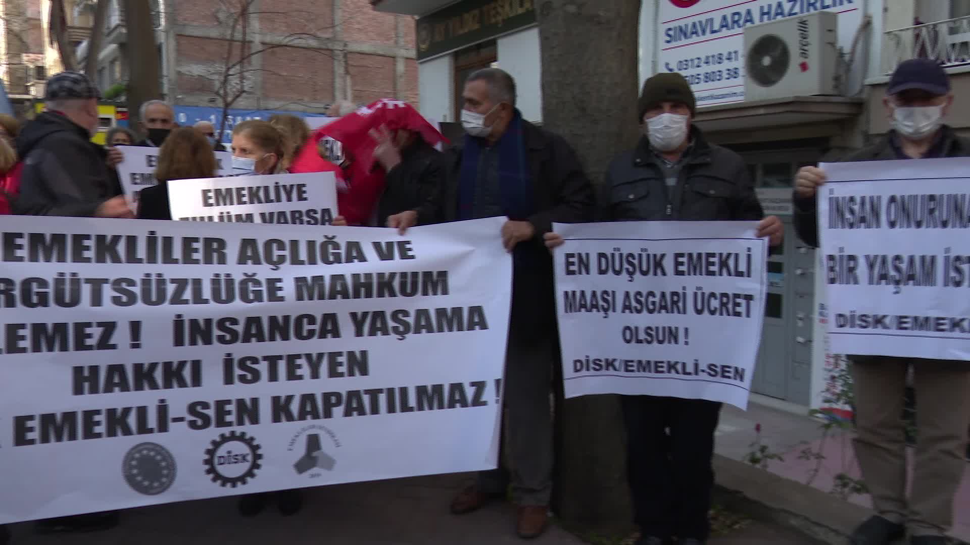 DİSK Emekli-Sen'den 'zam' protestosu: "İktidar emeklilerin cebindeki 3 kuruşa göz dikmiştir"