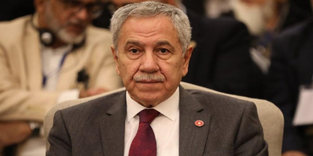 Bülent Arınç'a suikast düzenleyeceği iddia edilmişti... "Kozmik Albay"dan Arınç’a manidar hediye!
