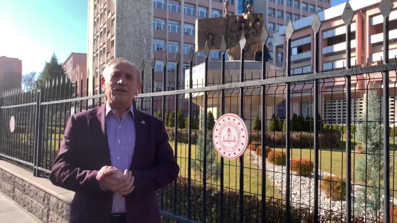 CHP'li Kaya yarıyıl tatilinin 1 hafta önce başlatılmasını önerdi