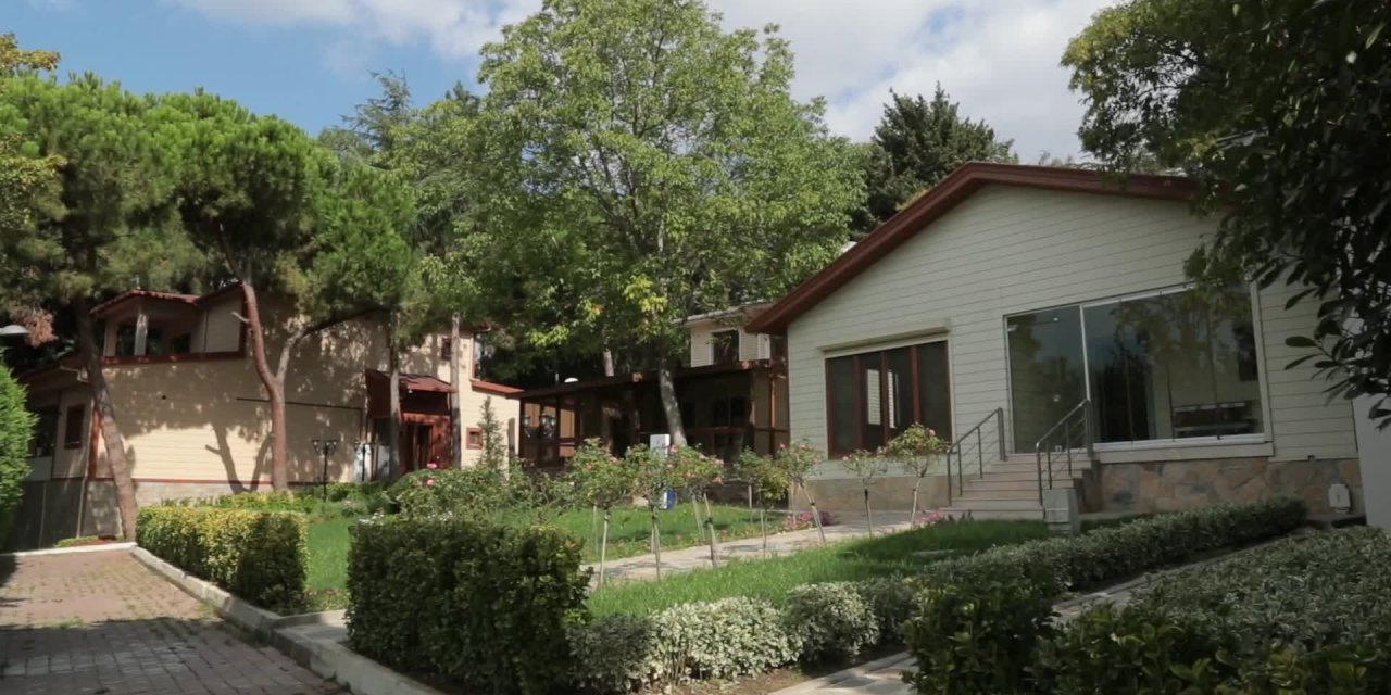 İBB Meclisi’nde “villa tipi lojman” tartışması, İYİ Partili Taylan Yıldız’ın soru önergesi reddedildi