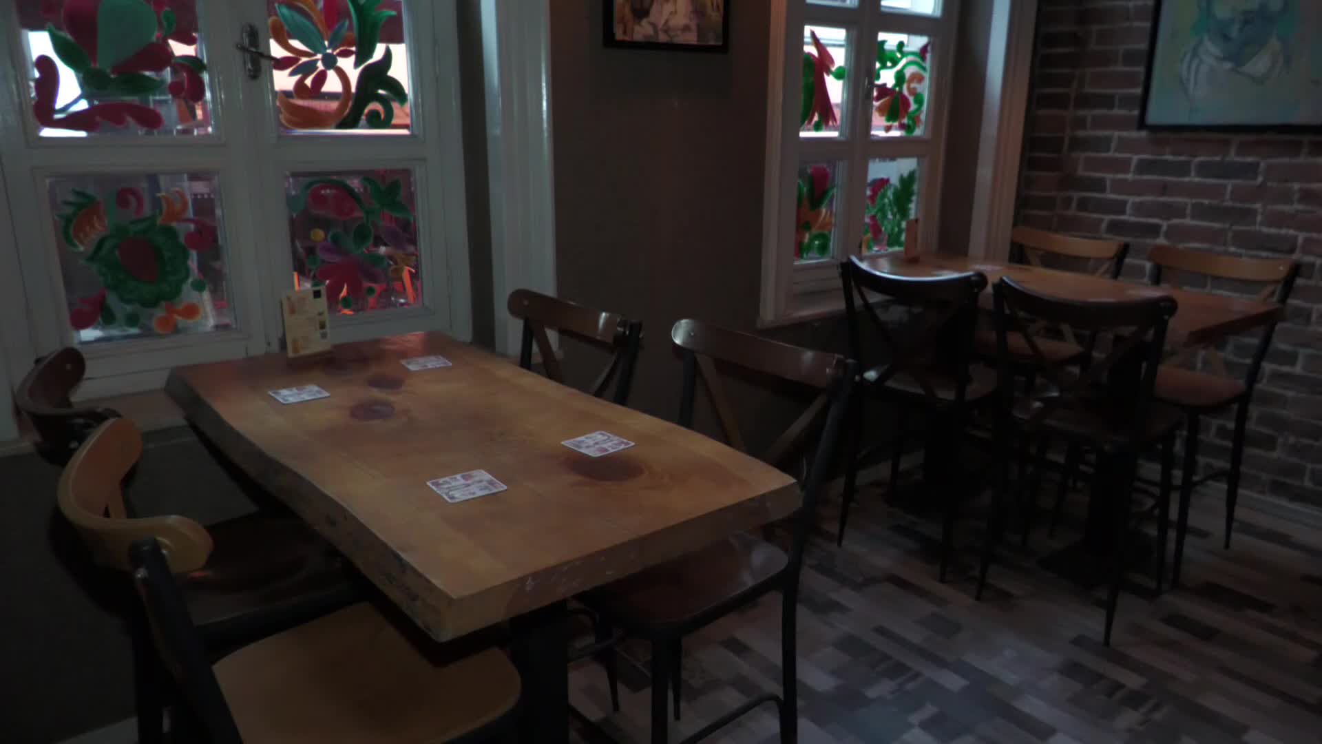 Alkol zammı kafe bar esnafını vurdu: