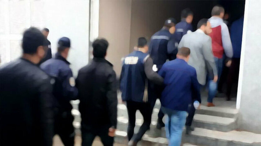 Ankara'da FETÖ operasyonu, Hava Kuvvetleri ve Jandarmada FETÖ operasyonu: 93 gözaltı kararı