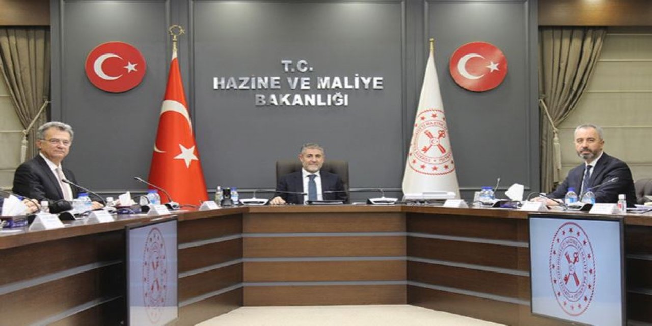 Kritik toplantı: Nureddin Nebati patronlarla bir araya geldi