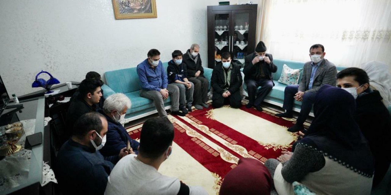 İmamoğlu'ndan şehit piyade onbaşı Enes Koç'un ailesine taziye ziyareti