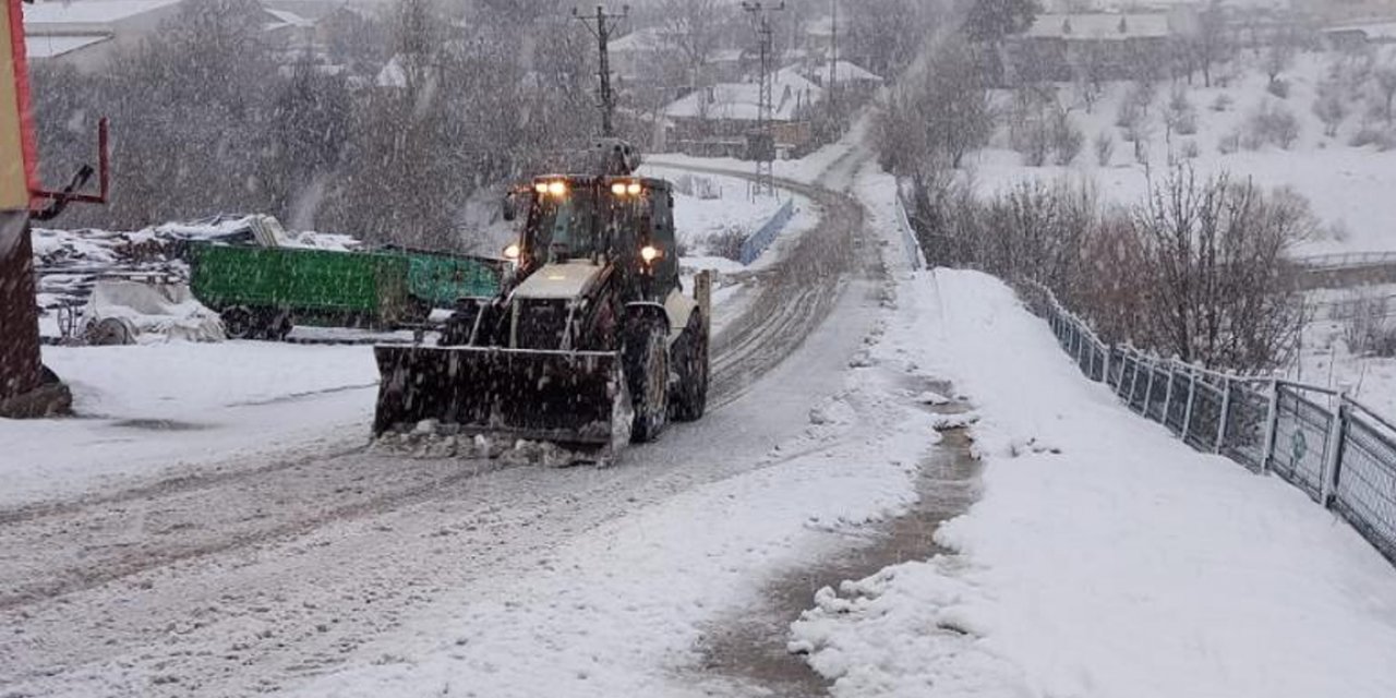 Tunceli Pülümür’de eğitime kar engeli