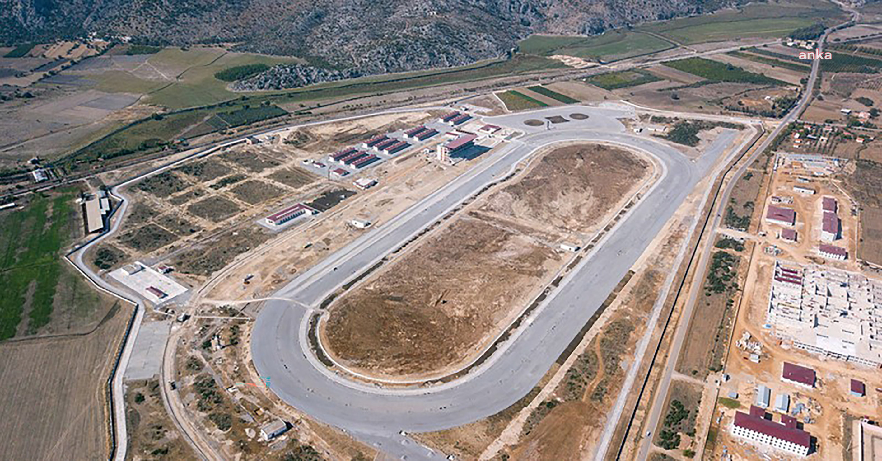 Antalya Hipodromu kapılarını açıyor