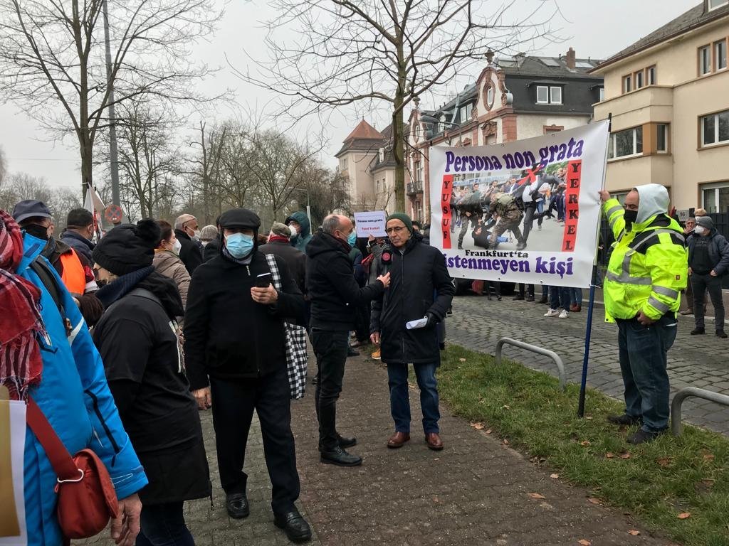 "İstenmeyen kişi" Yusuf Yerkel’e tepki büyüyor: Frankfurt Başkonsolosluğu önünde eylem düzenlendi