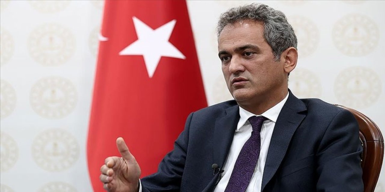 Kulisler çalkalanıyor: Bakan Mahmut Özer de gözden çıkarıldı mı?