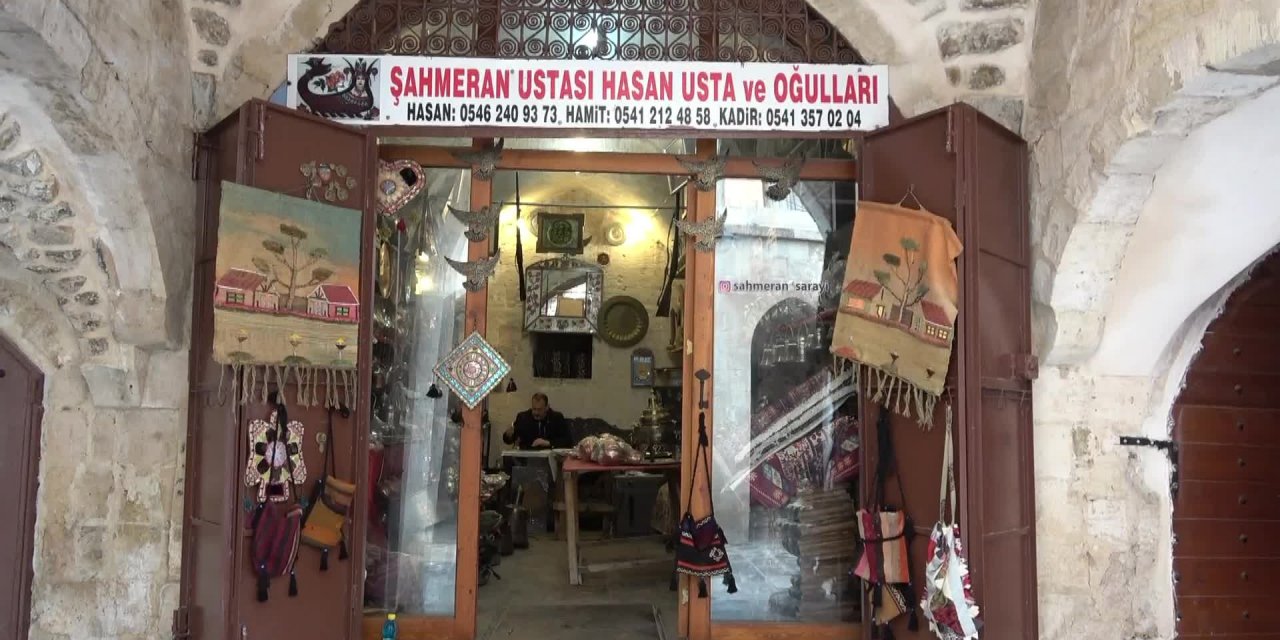 Mardin'de cam altı sanatı dört kuşaktır sürüyor