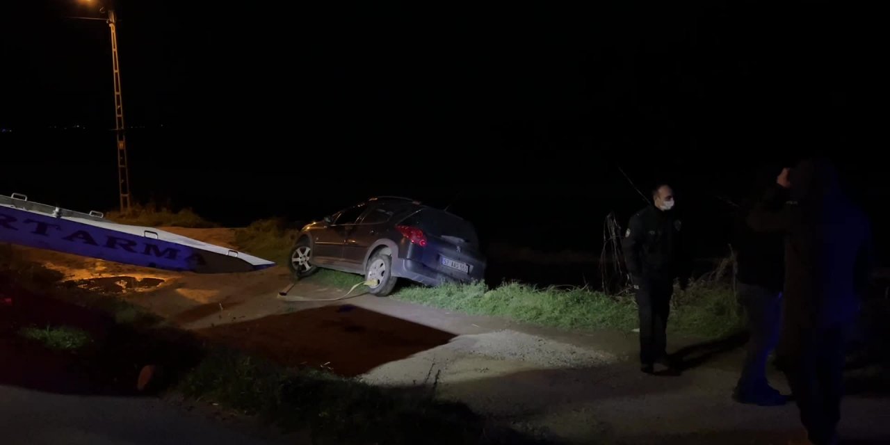 Direksiyon hakimiyetini kaybetti, uçurumun kenarında kaldı