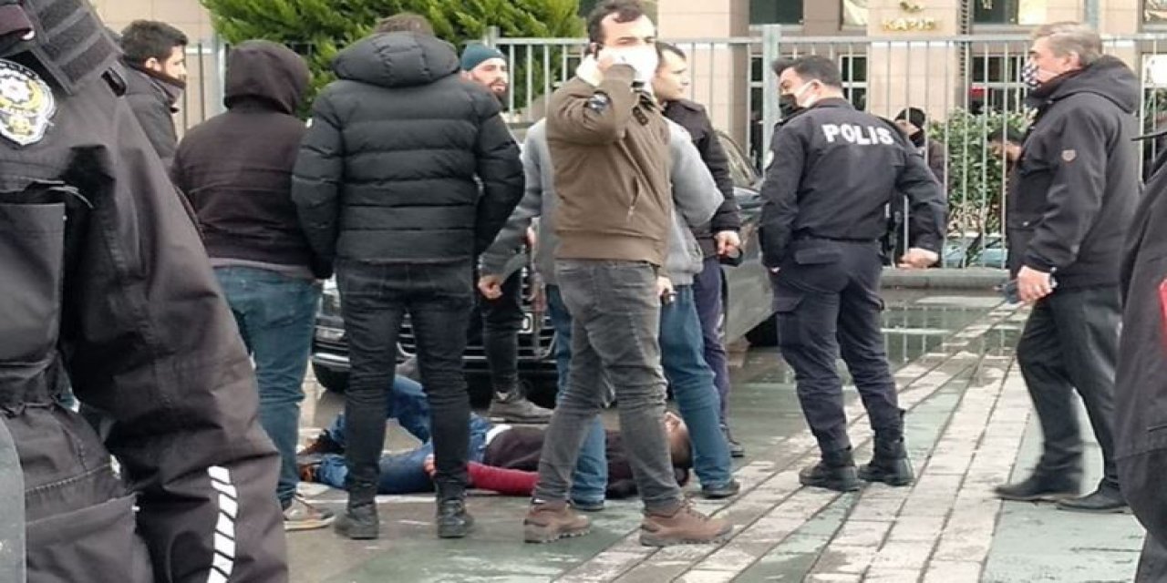 İstanbul'da adliye önünde polise bıçaklı saldırı