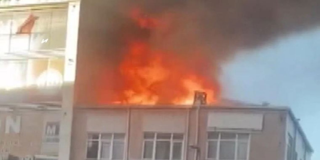 Sultangazi'de feci yangın: 1 kişi yaşamını yitirdi