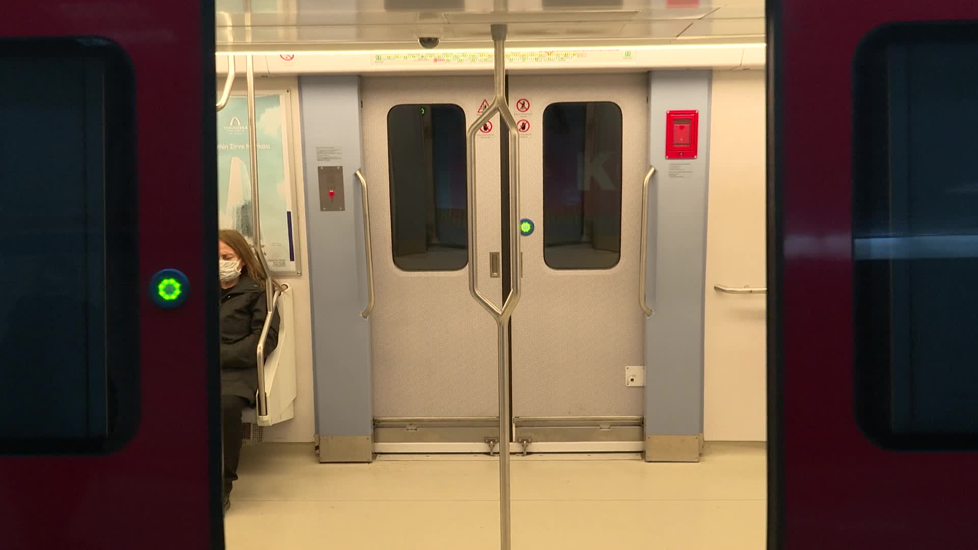 Ankara Metrosu'nda klasik müzikle yolculuk başladı