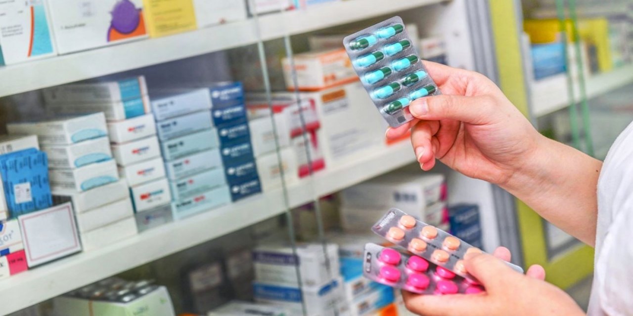 İlaç fiyatlarında endişe büyüyor: Yeni zam için tarih verildi