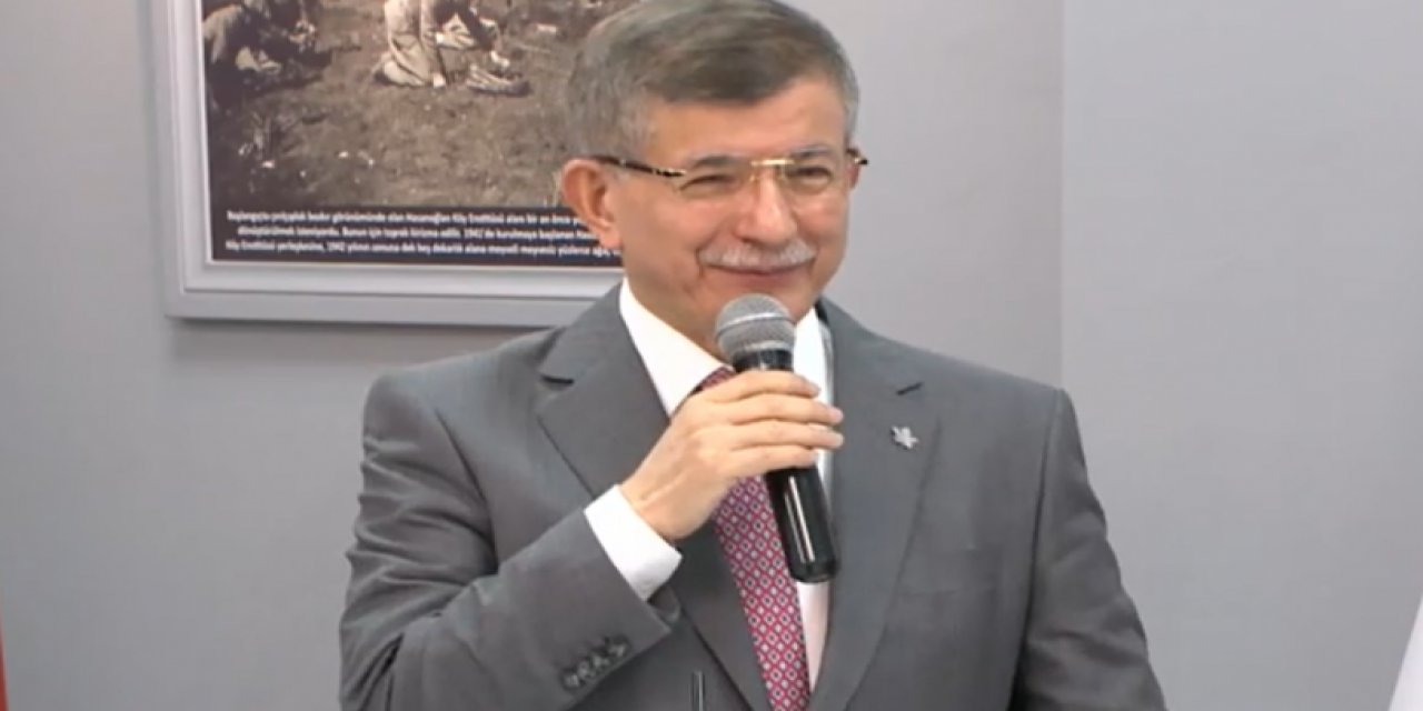 Ahmet Davutoğlu'ndan 'yolsuzluk' çıkışı: "Yolumuz işte burada ayrıldı"