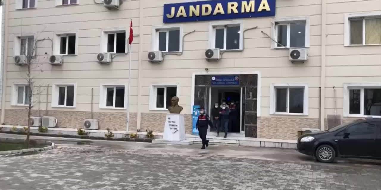 İzmir'de hırsızlık operasyonu: 12 kişi gözaltına alındı