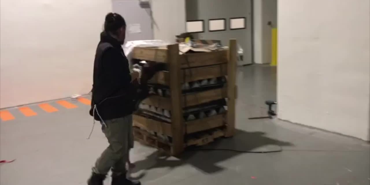 Otopark tamponuna gizlenen 250 kg metanfetamin cinsi uyuşturucu ele geçirildi