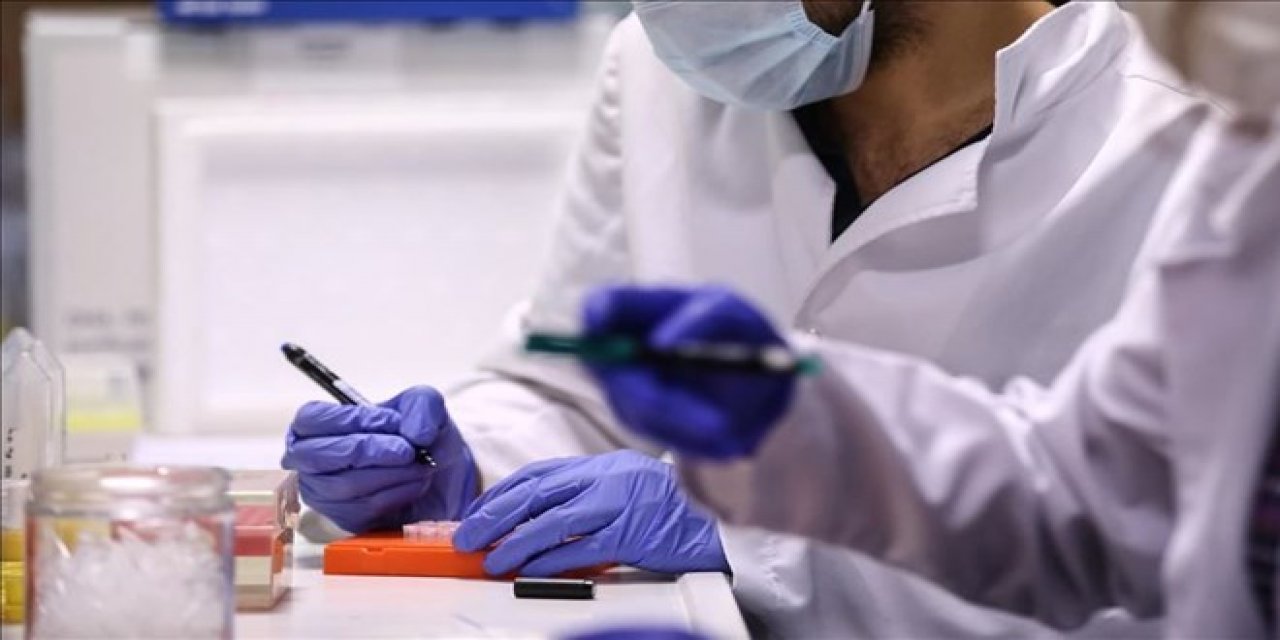 Covid-19 tanısı alan yaklaşık her 10 kişiden biri...