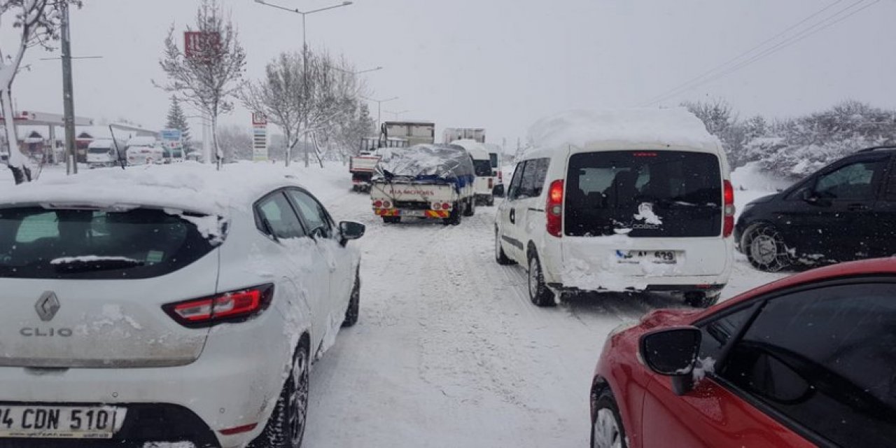 KGM güncel durumu paylaştı: İşte trafiğe kapanan yolların listesini paylaştı