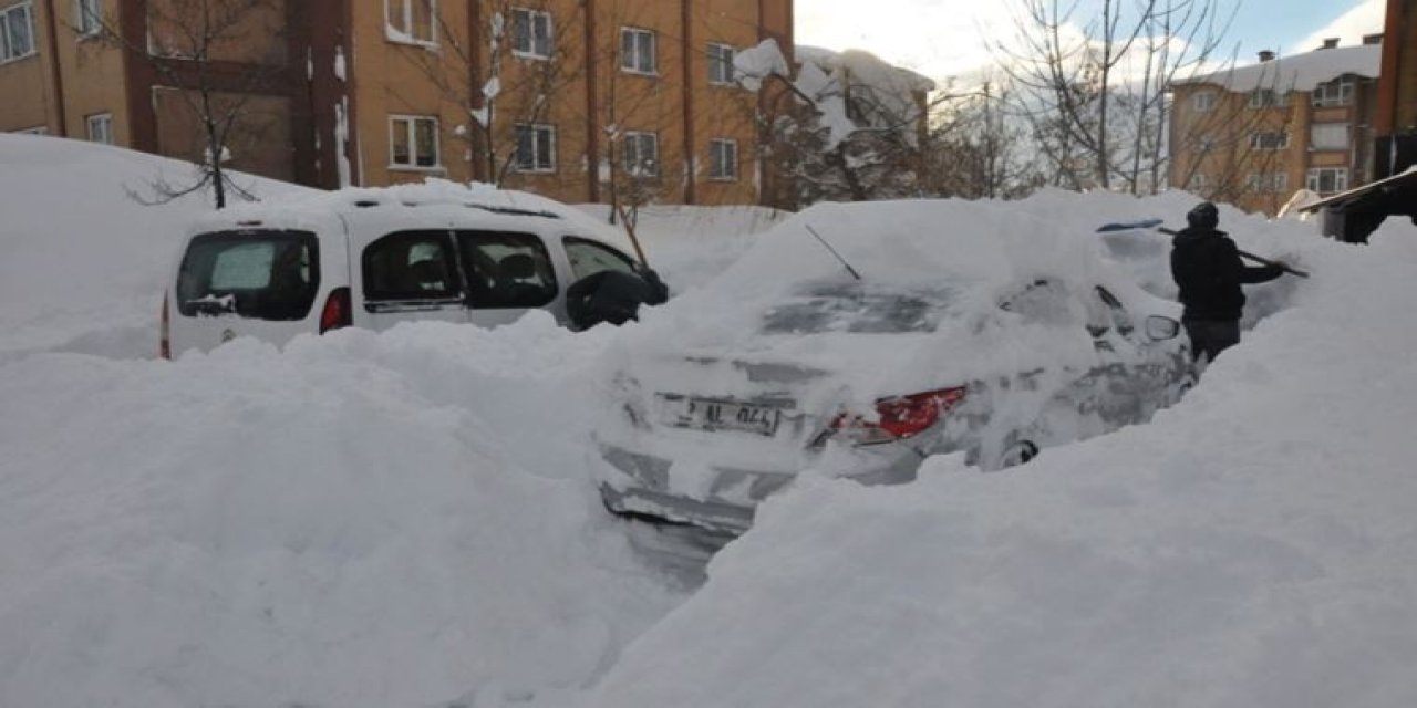 Vali Ali Yerlikaya duyurdu: İstanbul'da özel araçların trafiğe çıkması yasaklandı