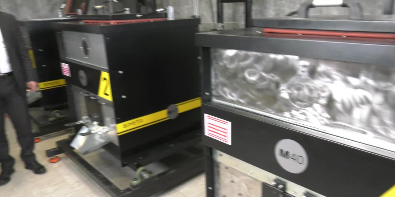 Ankara Büyükşehir Belediyesi sokak hayvanları için mama üretmeye başladı