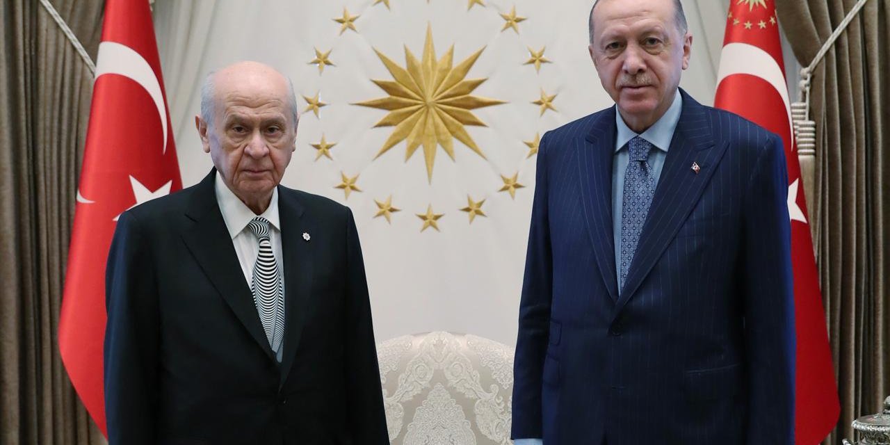 Cumhur İttifakı'yla ilgili bomba ifadeler: "Bazı dosyalar hazırlandı, Devlet Bey'in tepesi atmak üzere"