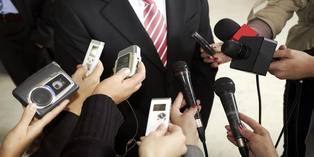 ÇGD'den 'Nefesi kesilmek istenen gazetecilik' paneli: “Demokrasi bizim oksijenimizdir. O oksijen olmazsa, biz iş yapamayız"